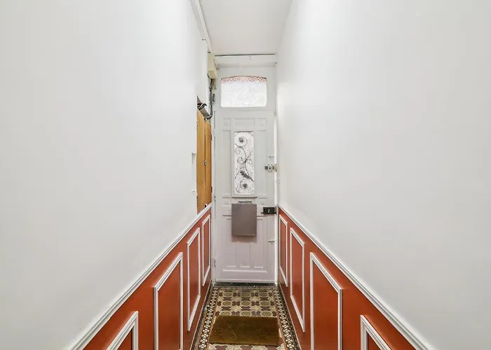 Chic And Comfortable *